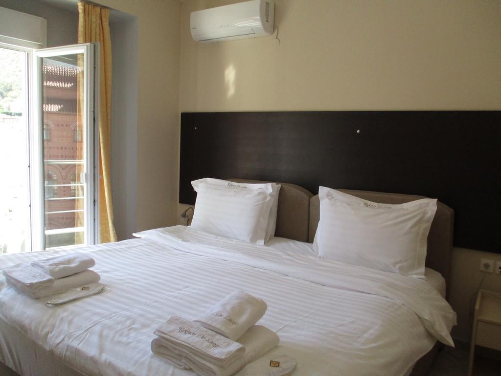 Kyknos De Luxe Suites & Rooms Kastoria Chambre photo