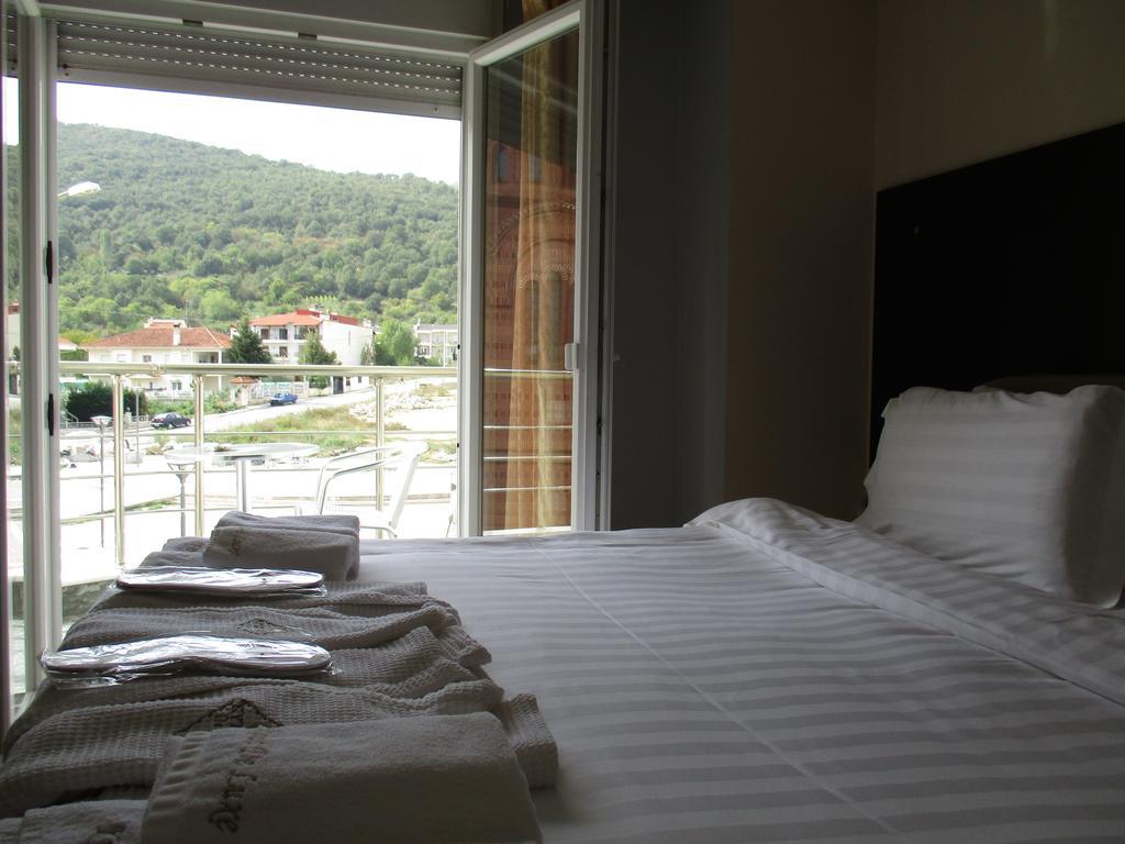 Kyknos De Luxe Suites & Rooms Kastoria Chambre photo